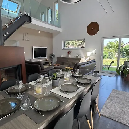 Dom wakacyjny Le Clos Myl, Quiet House 5 Min From Colmar Sainte-Croix-en-Plaine